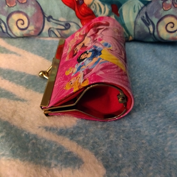 ⭐ Disney Princess Coin Purse ⭐ - Picture 4 of 4